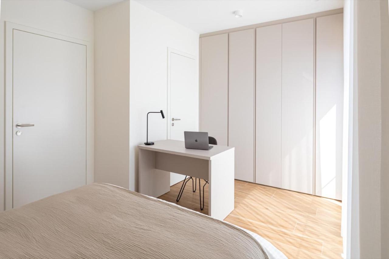 En Suite Bedrooms At Reckenthal House By Rentaroo Luxembourg Extérieur photo