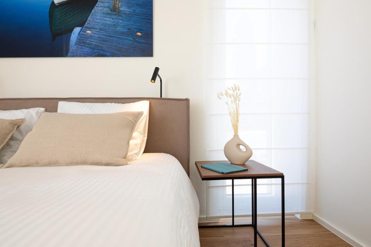 En Suite Bedrooms At Reckenthal House By Rentaroo Luxembourg Extérieur photo