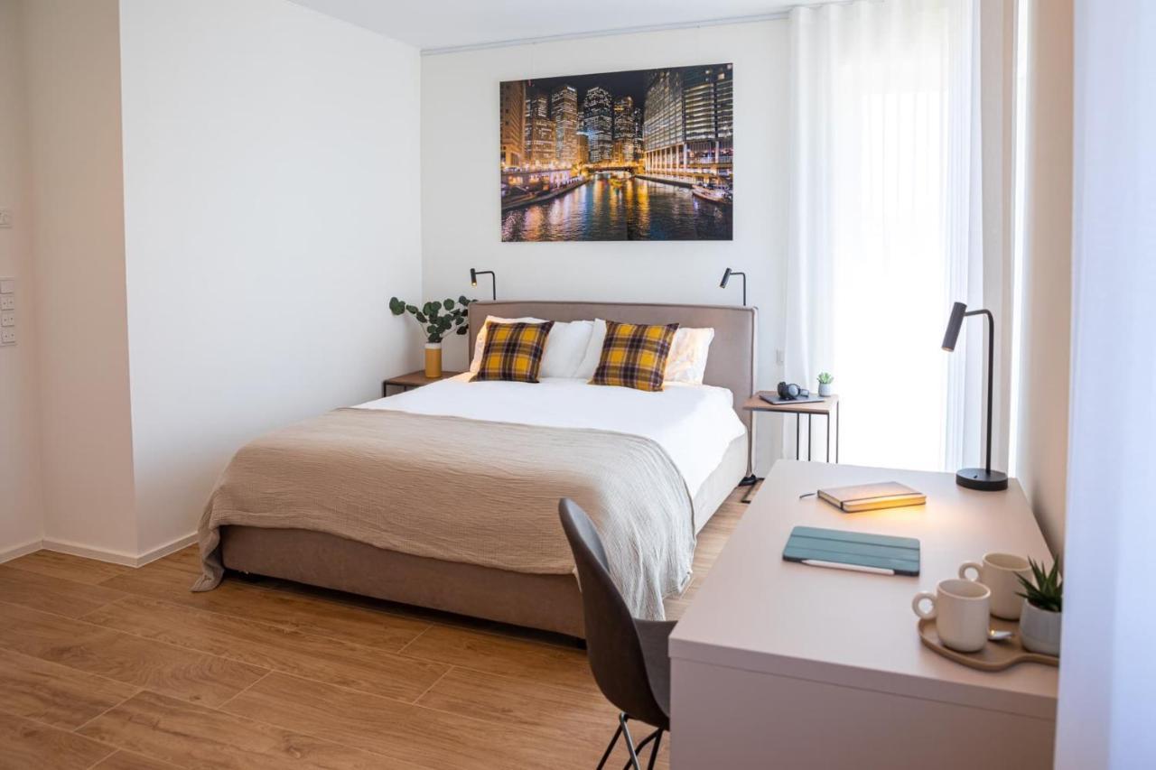 En Suite Bedrooms At Reckenthal House By Rentaroo Luxembourg Extérieur photo