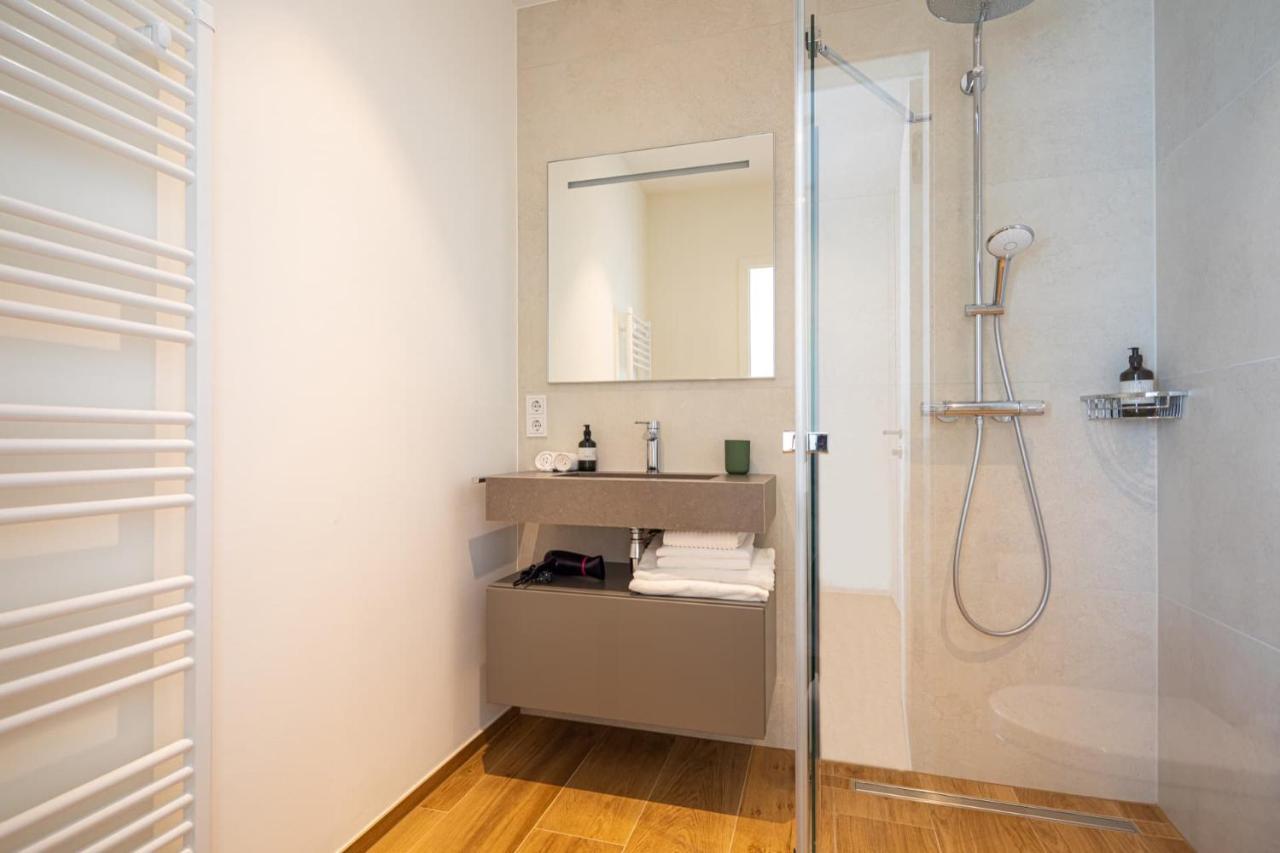 En Suite Bedrooms At Reckenthal House By Rentaroo Luxembourg Extérieur photo