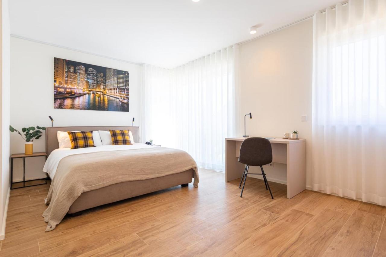 En Suite Bedrooms At Reckenthal House By Rentaroo Luxembourg Extérieur photo